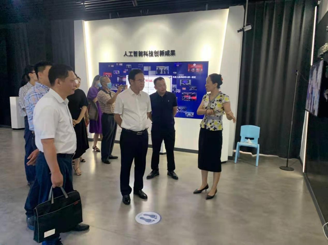 正在上传...