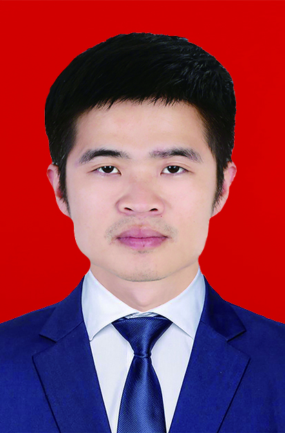 李盛艳（党委委员、常务副校长）