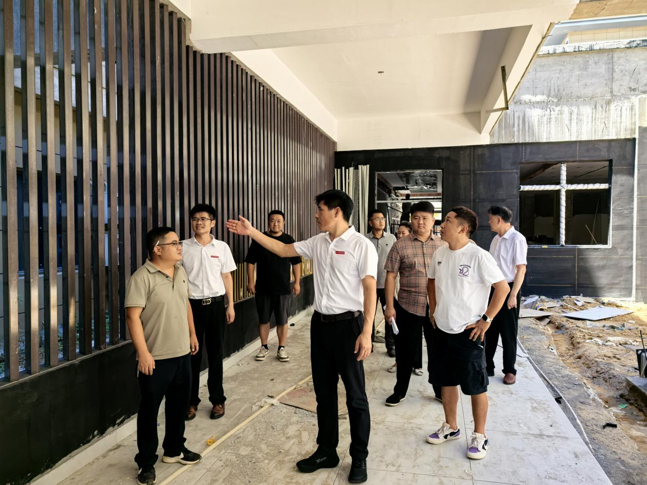 正在上传...