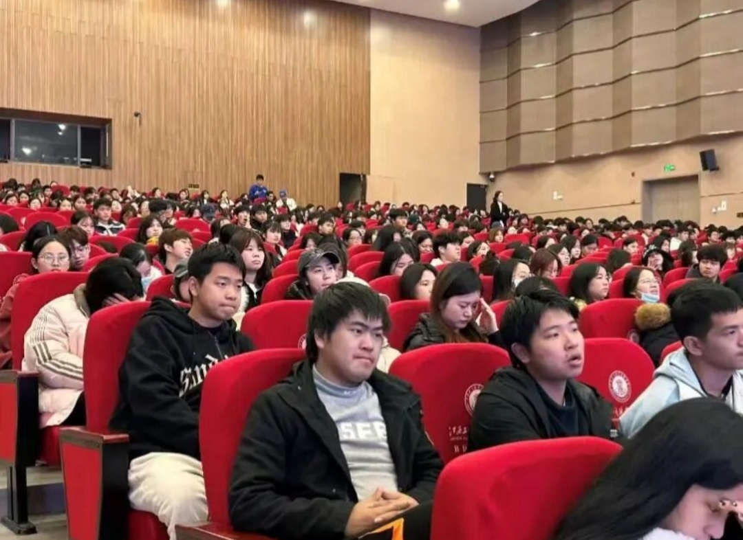 正在上传...