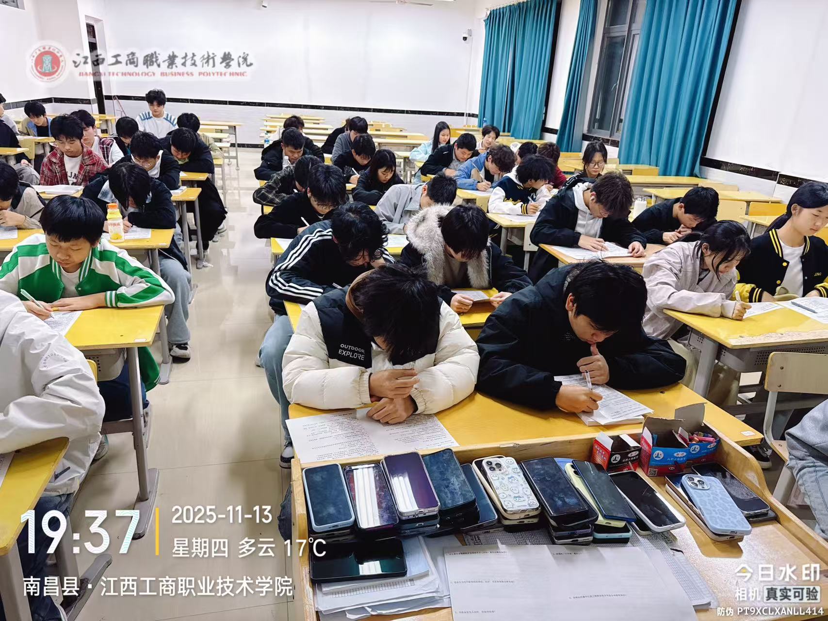 03e8ed7794b4e70b1c1d27b81db4aa52.jpg